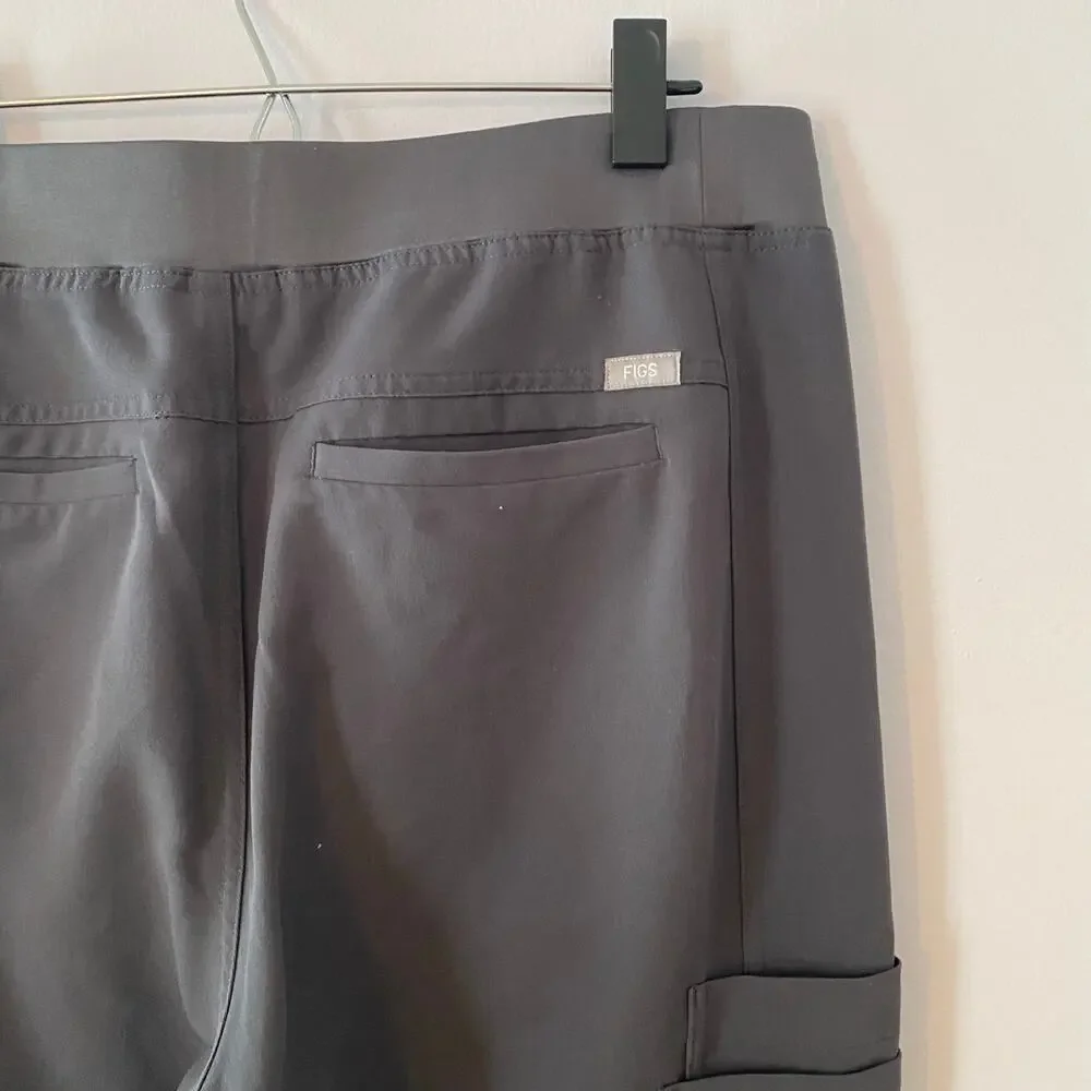 FIGS Charcoal Gray Axim Cargo Scrub Pants Uniform PO 3529 Men's size Large